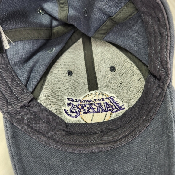adidas Blue Los Angeles Lakers Hat - Picture 10 of 10